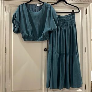 Cute Two-piece Skirt and Crop Top Set Size S ASTR the Label EUC